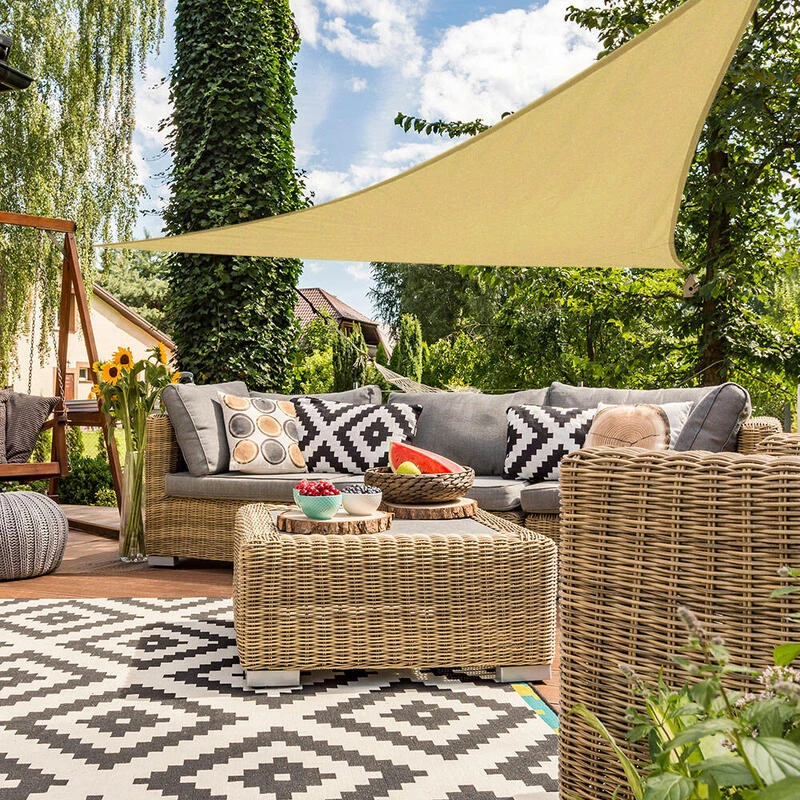 Aktive Garden Uv50 Store Triangulaire Couleur Crème 4 Aktive Garden Uv50 Store Triangulaire Couleur Crème – Image 2